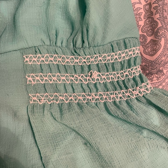 Very Cute Lolita Turquoise Top - Picture 3 of 6